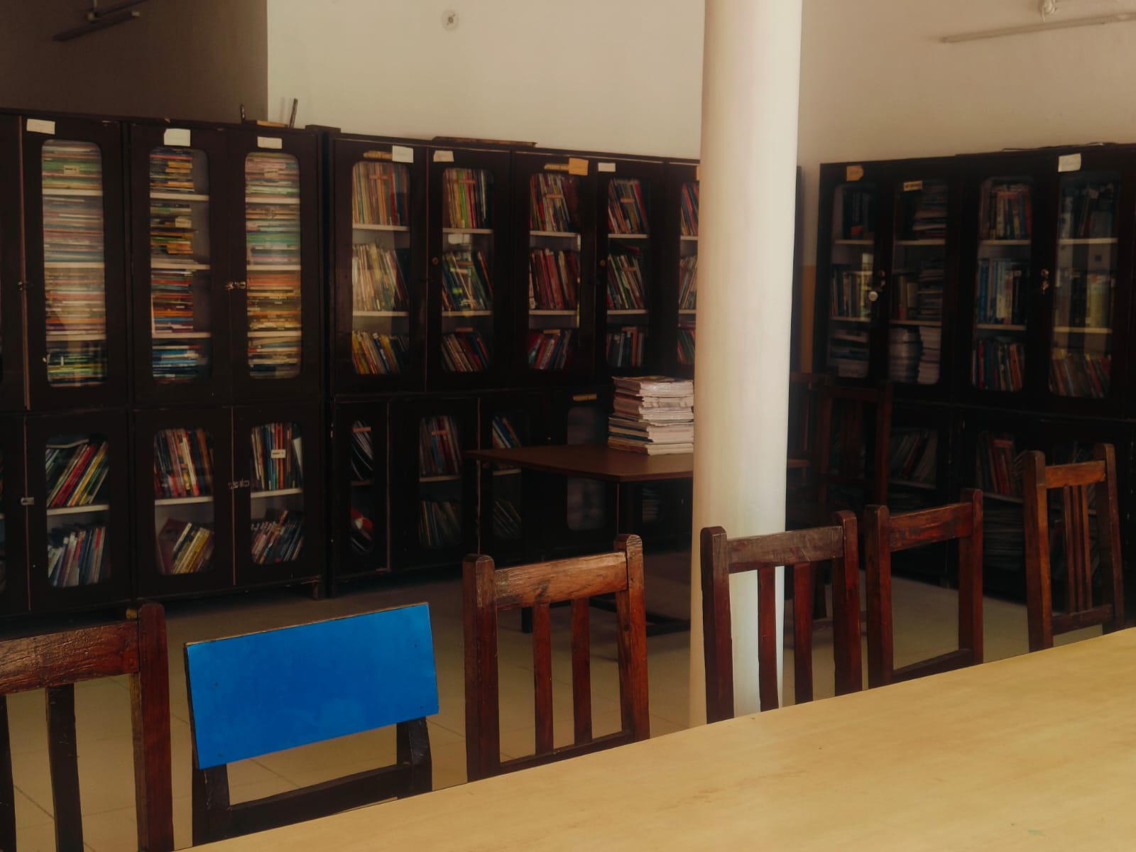 Orison Scolastica — Library